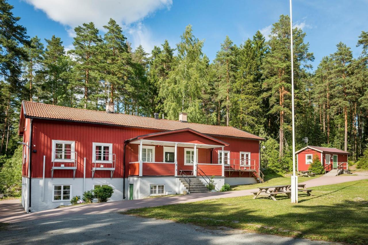 First Camp Bredsand-Enkoeping Esterno foto